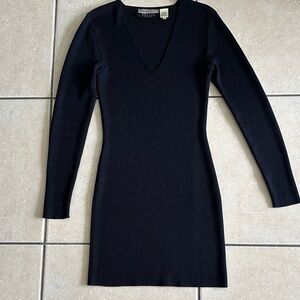 Wayne Rogers Dresses , Slim Black V-Neck Long-Sleeve Silk Dress